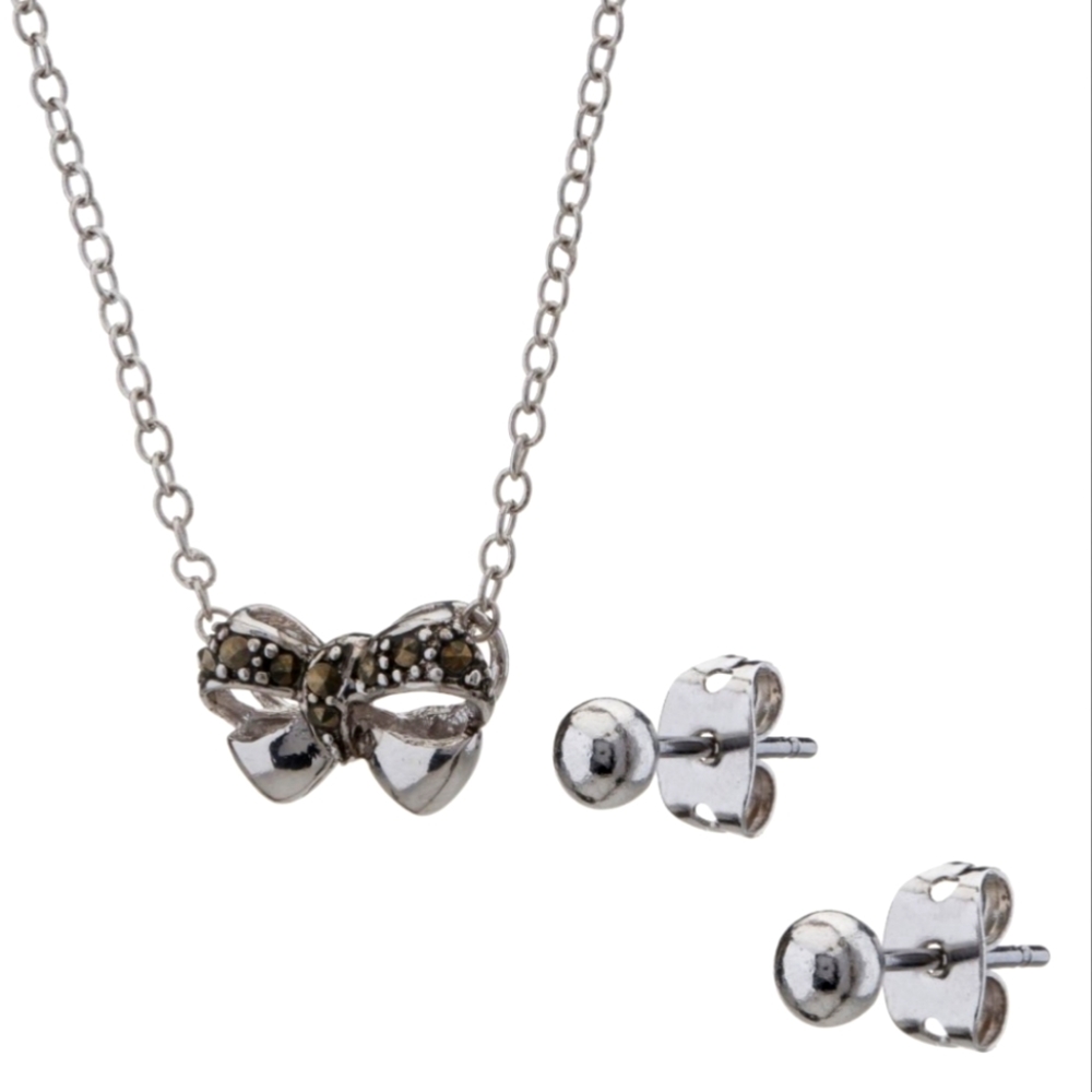 Silver bird pendant and earrings set